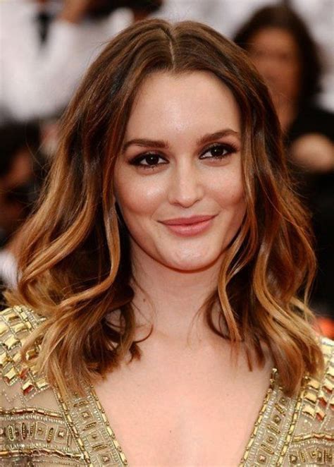 large forehead hairstyles|hairstyles for big foreheads female.